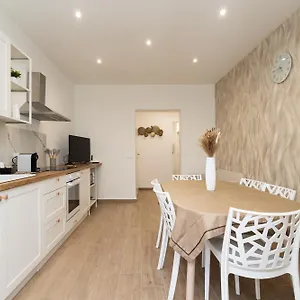Ludo House - Charming Con Patio A Due Passi Dalla Cattedrale , Palermo Italia
